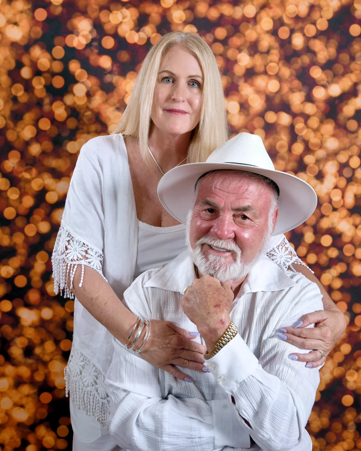 Jhon E Cash and his wife Kimberly Cybuski